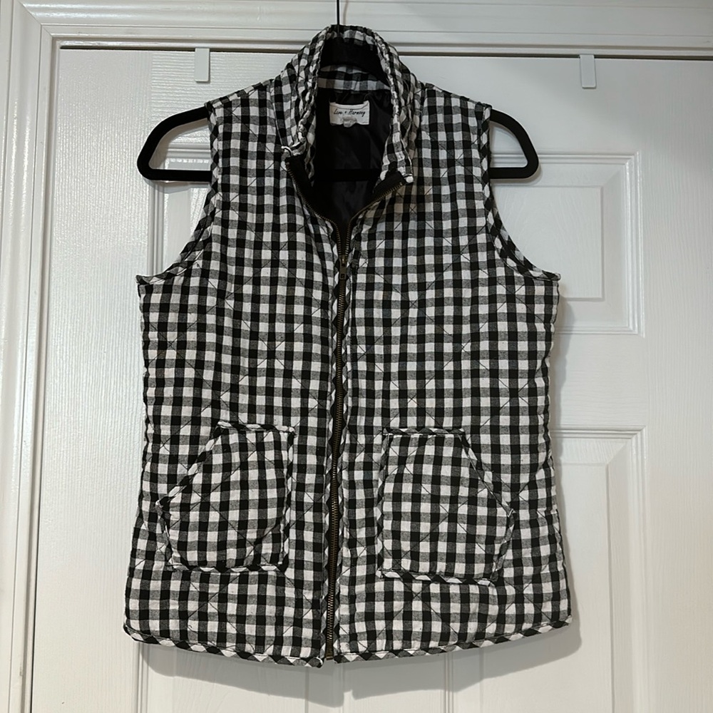 Love + Harmony Zippered Vest